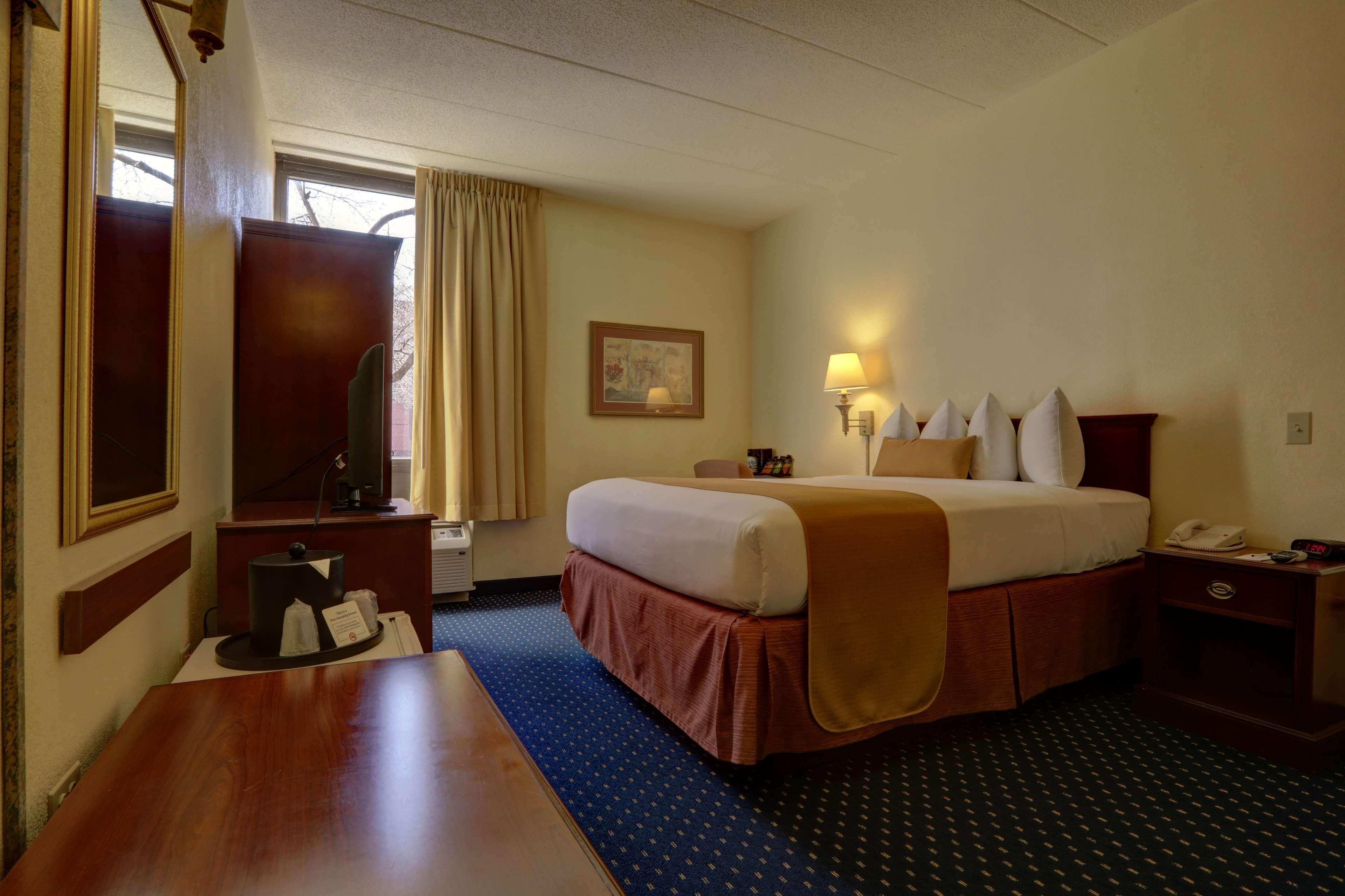 Best Western Plus North Odessa Inn & Suites Esterno foto