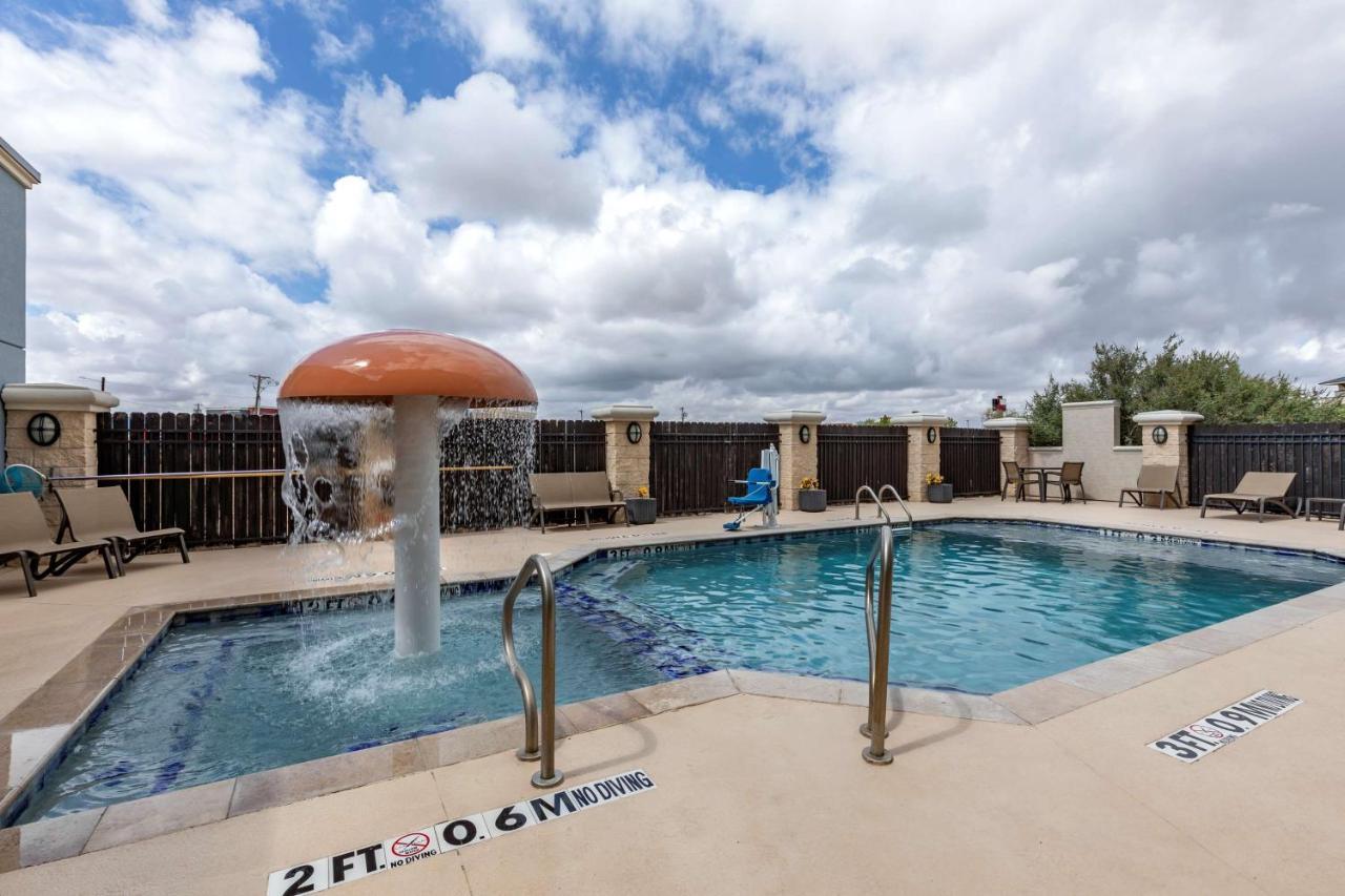 Best Western Plus North Odessa Inn & Suites Esterno foto