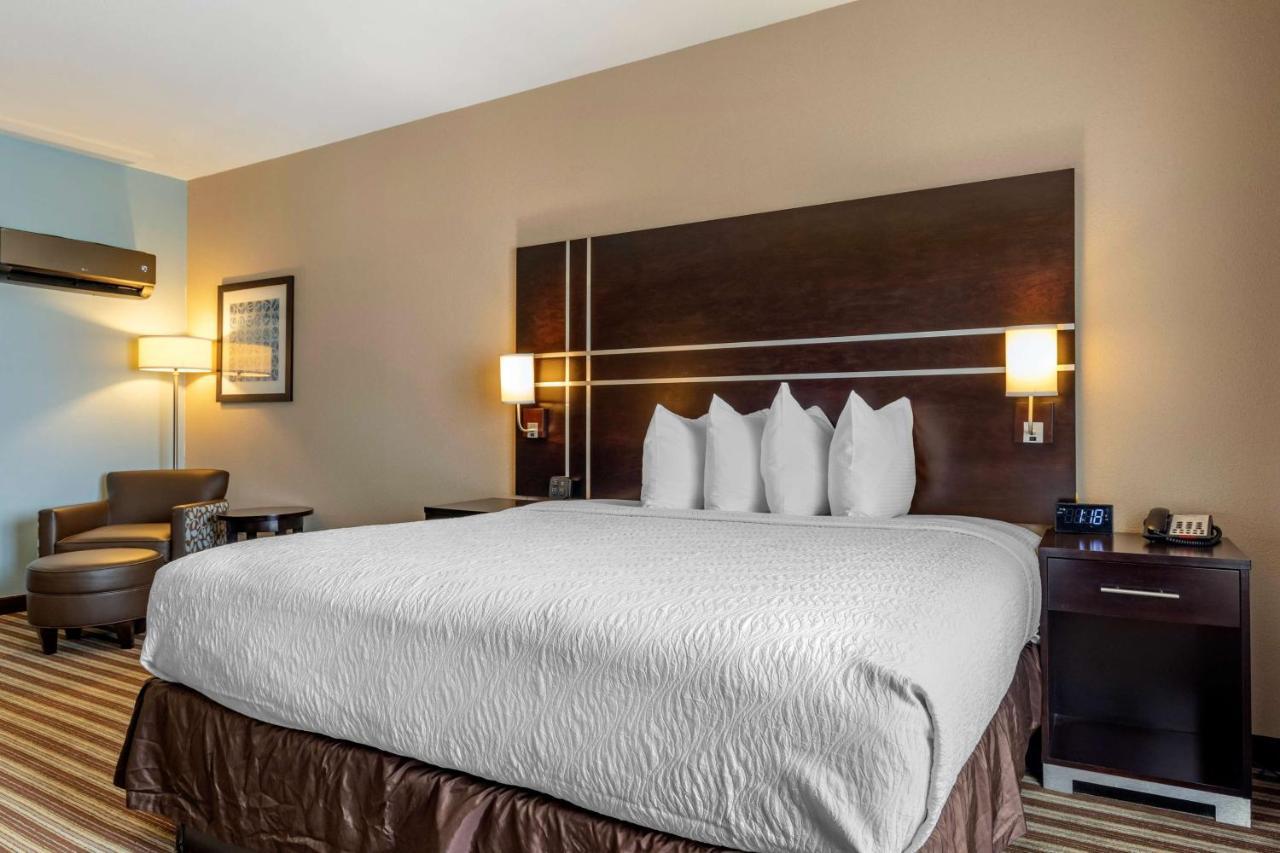 Best Western Plus North Odessa Inn & Suites Esterno foto