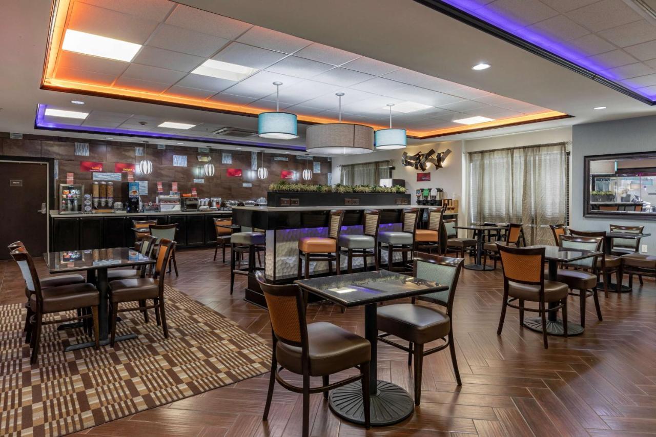 Best Western Plus North Odessa Inn & Suites Esterno foto