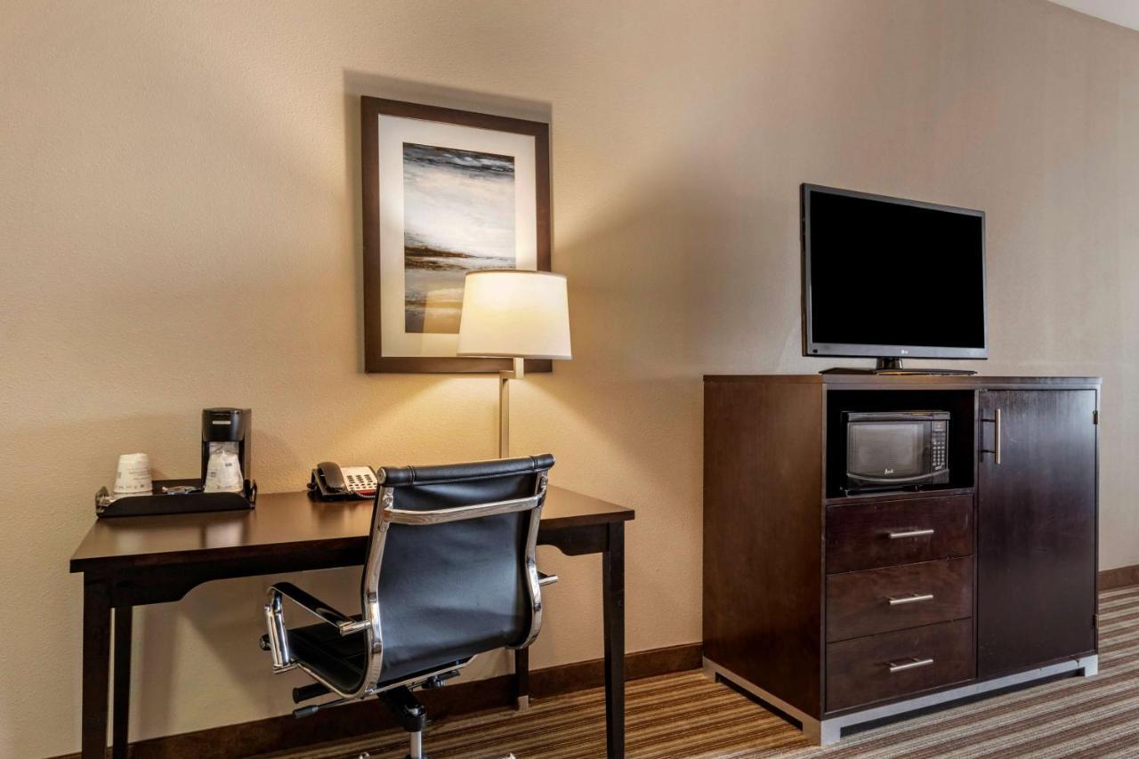 Best Western Plus North Odessa Inn & Suites Esterno foto